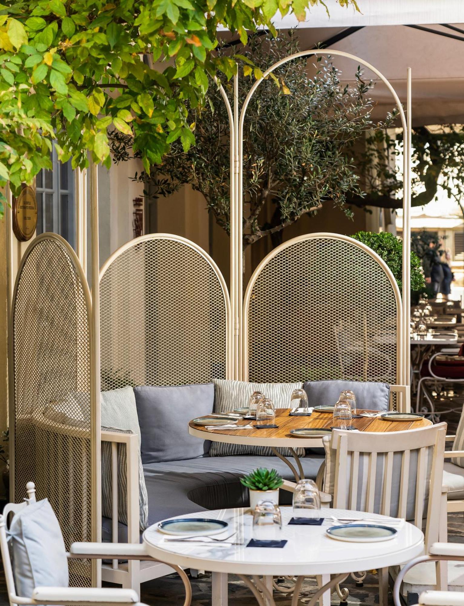 Ecole St. Pierre Hotel Estambul Exterior foto