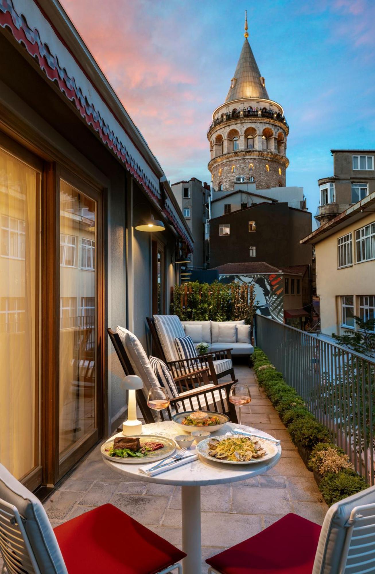 Ecole St. Pierre Hotel Estambul Exterior foto