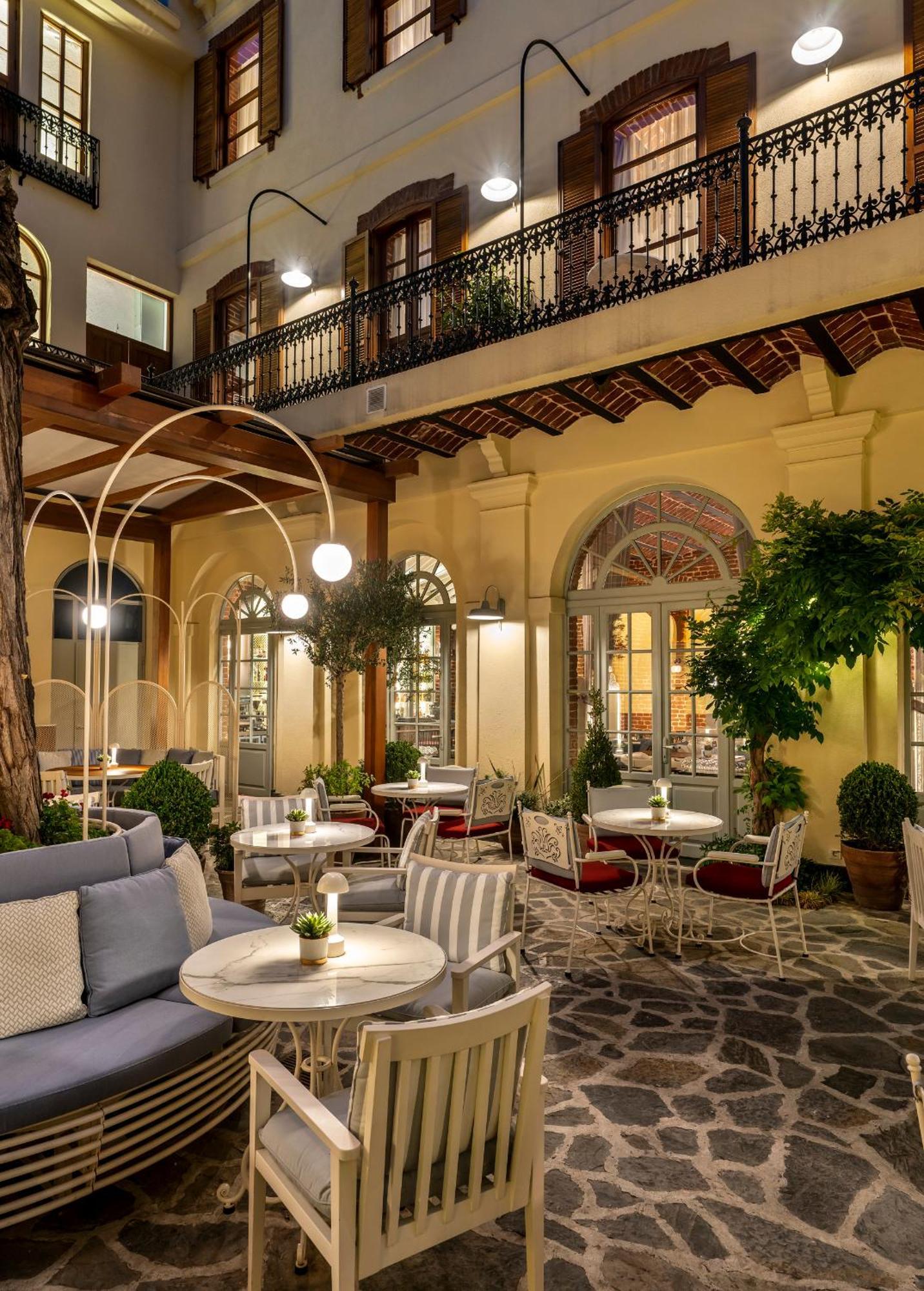 Ecole St. Pierre Hotel Estambul Exterior foto